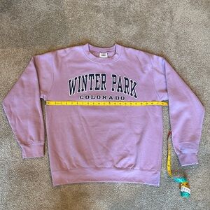 Winter Park Colorado women’s purple sweatshirt size medium